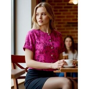 Leslie Fay Vintage Floral Crop Blouse Women 8 Red Pearl Button Front Office Chic